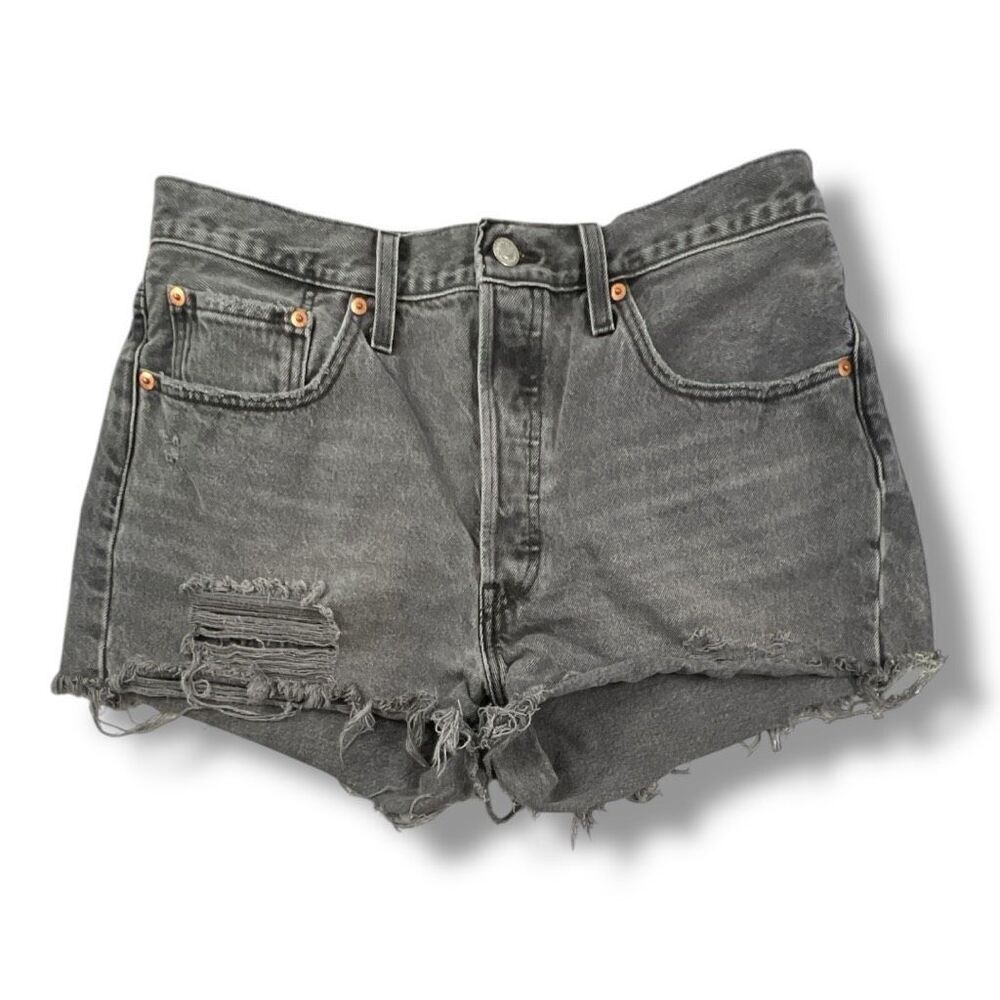 Levi’s Button Fly Distressed Cutoff Jeans Size 32